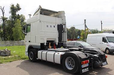 Тягач DAF XF 105 2009 в Виннице