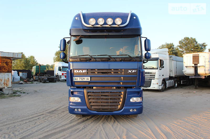 Самосвал DAF XF 105 2010 в Киеве