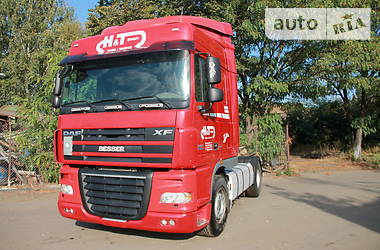 Тягач DAF XF 105 2009 в Костополе