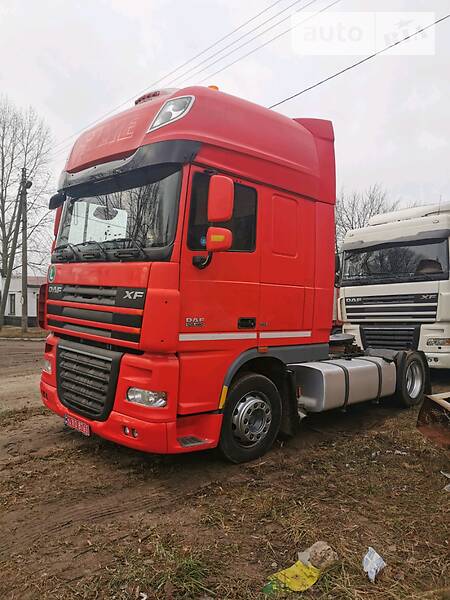 Тягач DAF XF 105 2012 в Чернигове