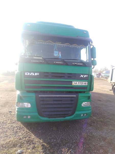 Тягач DAF XF 105 2009 в Киеве фото 7 Тягач DAF XF 105 2009 в Киеве