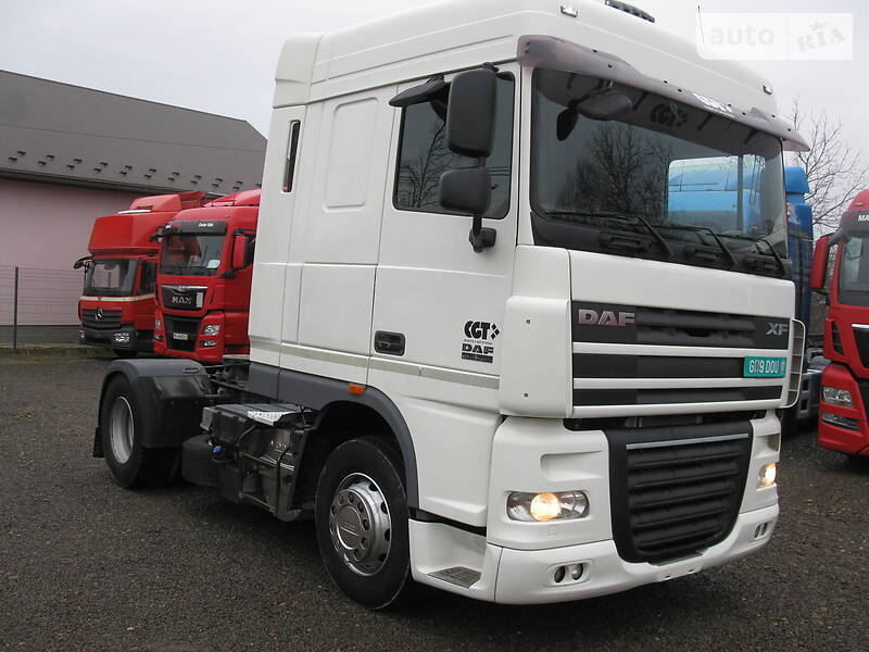 Тягач DAF XF 105 2011 в Черновцах