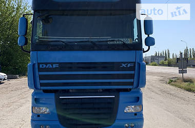 Тягач DAF XF 105 2011 в Олешках