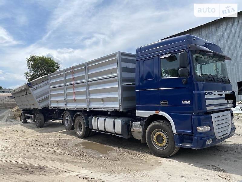 Тягач DAF XF 105 2010 в Каменском