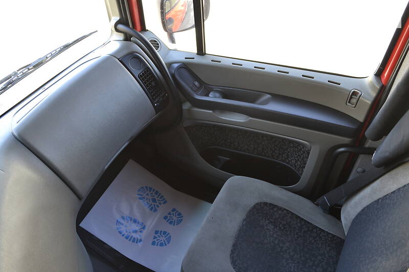Тягач DAF XF 105 2010 в Хусте