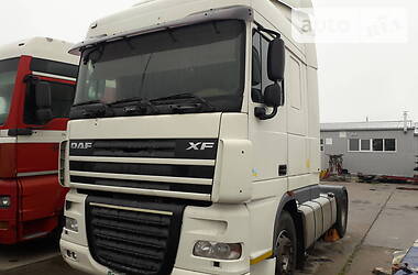 Тягач DAF XF 105 2006 в Львове