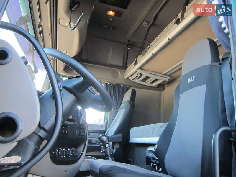Тягач DAF XF 105 2009 в Виннице