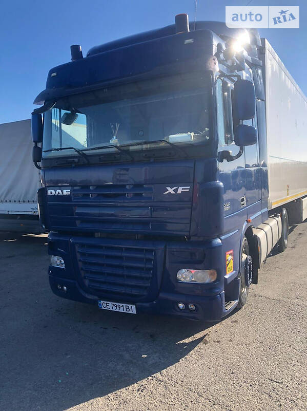 Тягач DAF XF 105 2008 в Чернівцях