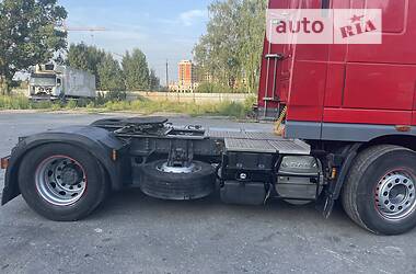 Тягач DAF XF 105 2011 в 