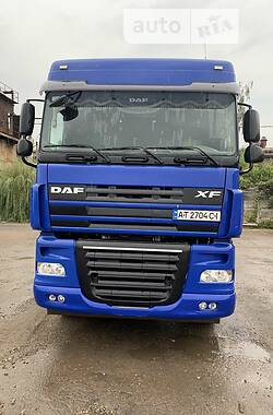 Тягач DAF XF 105 2012 в 