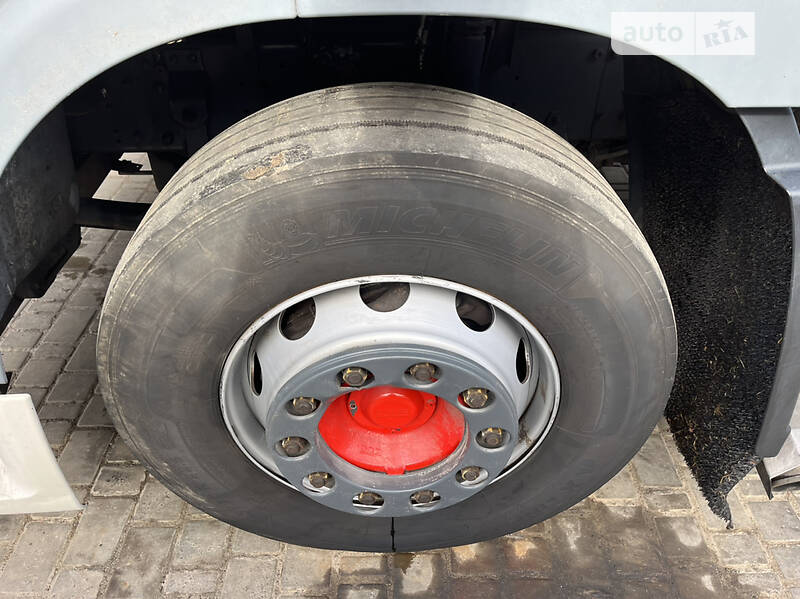 Тягач DAF XF 105 2012 в Умани