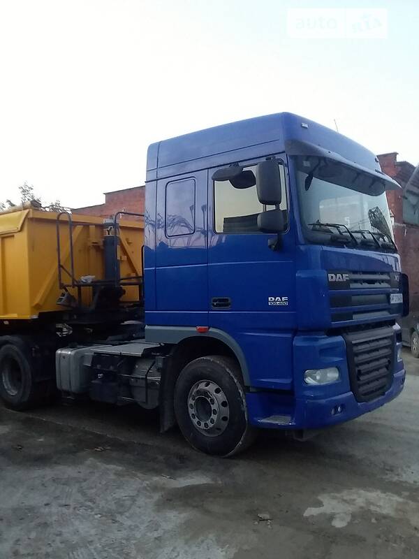 Тягач DAF XF 105 2012 в Івано-Франківську
