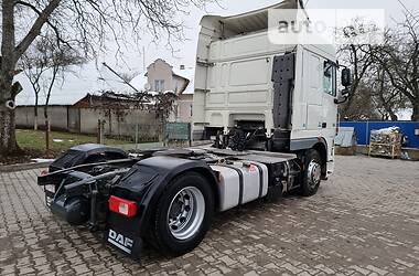 Тягач DAF XF 105 2013 в Гусятине