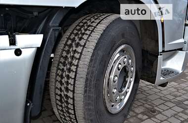 Тягач DAF XF 105 2011 в 