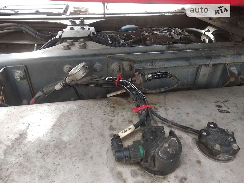 Тягач DAF XF 105 2011 в Черкассах