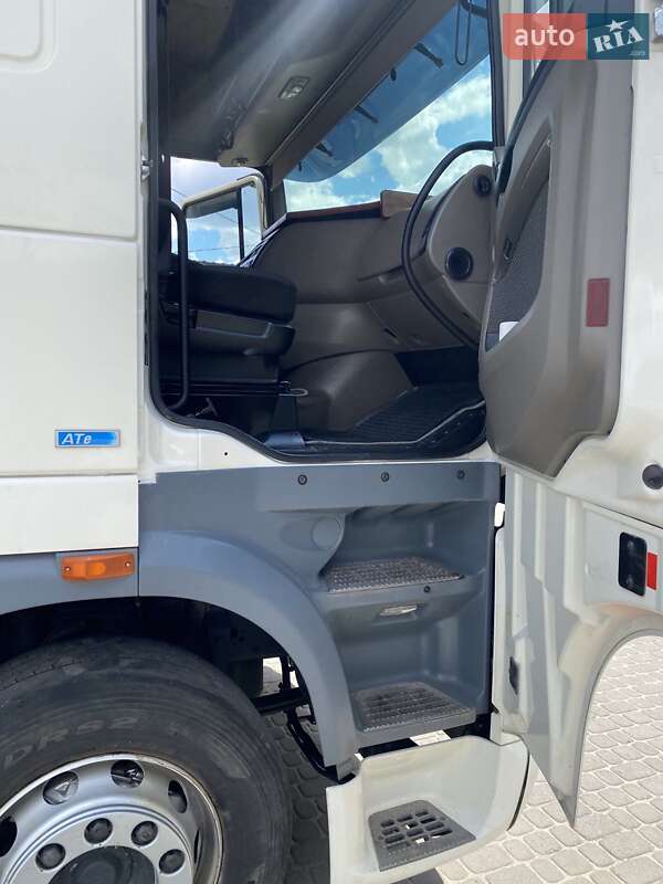 Тягач DAF XF 105 2013 в Ровно