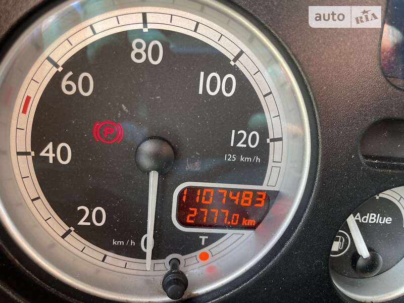 Тягач DAF XF 105 2011 в Черновцах