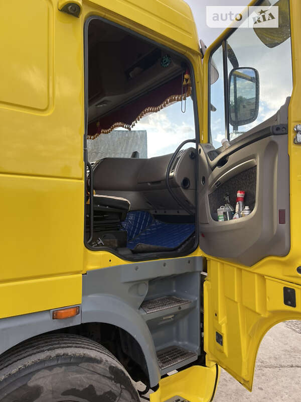 Тягач DAF XF 105 2009 в Лановцах