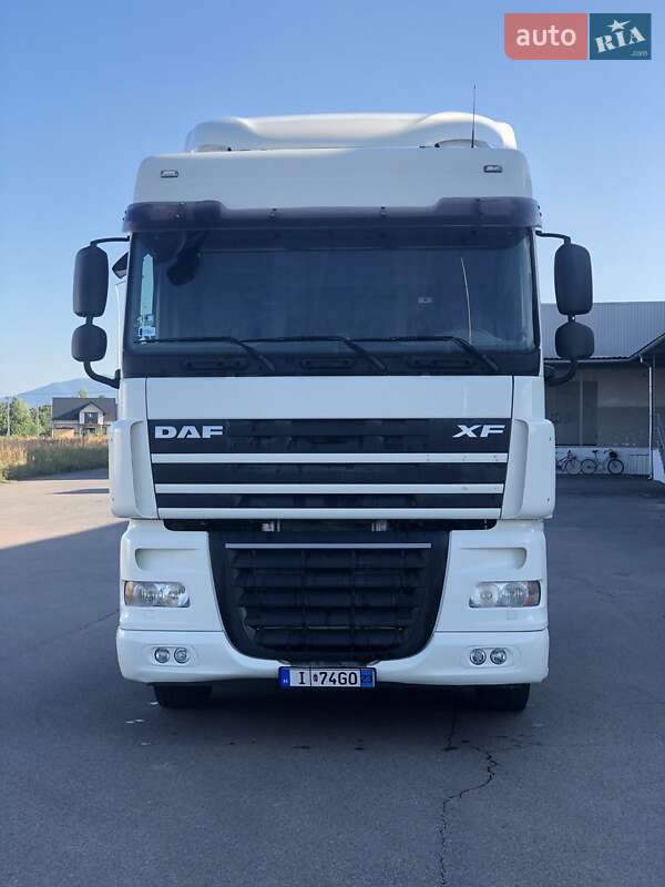 Тягач DAF XF 105 2010 в Хусті