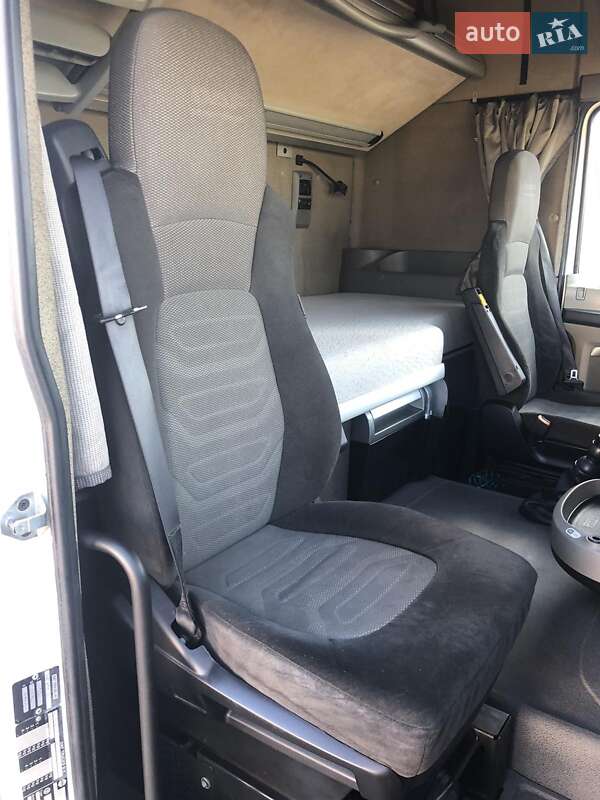 Тягач DAF XF 105 2010 в Хусті