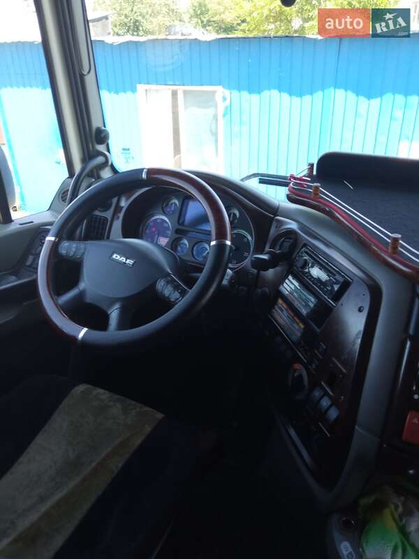 Тягач DAF XF 105 2008 в Києві