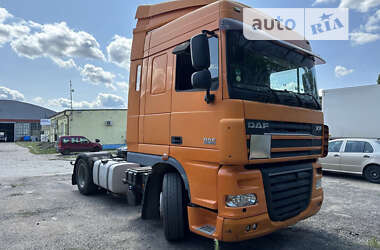 Тягач DAF XF 105 2010 в 