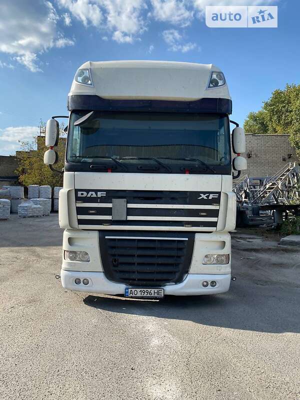 Тягач DAF XF 105 2012 в 