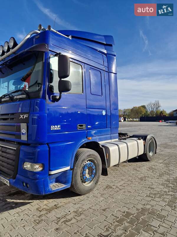 Тягач DAF XF 105 2006 в Львове