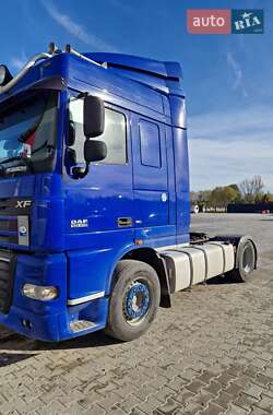 Тягач DAF XF 105 2006 в 