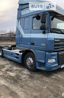 Тягач DAF XF 105 2008 в Киеве