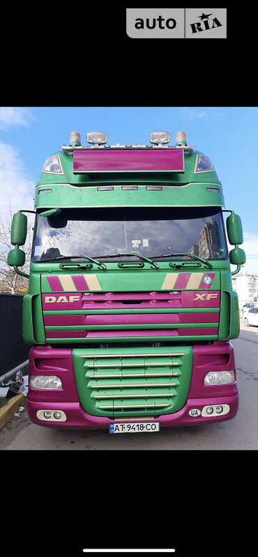 Тягач DAF XF 105 2012 в 