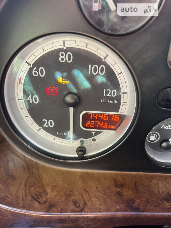 Тягач DAF XF 105 2012 в Черновцах