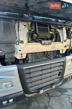 Самосвал DAF XF 105 2009 в 