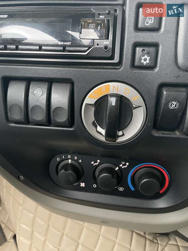 Тягач DAF XF 105 2008 в Ужгороде