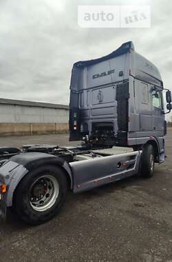 Тягач DAF XF 105 2010 в Дубні