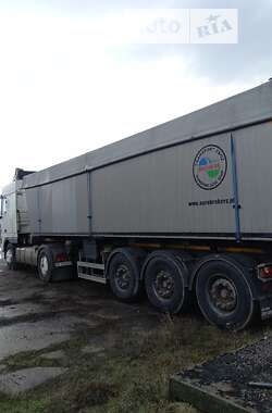 Зерновоз DAF XF 105 2011 в 