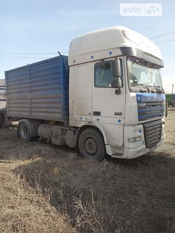 Зерновоз DAF XF 105 2007 в Лозовой