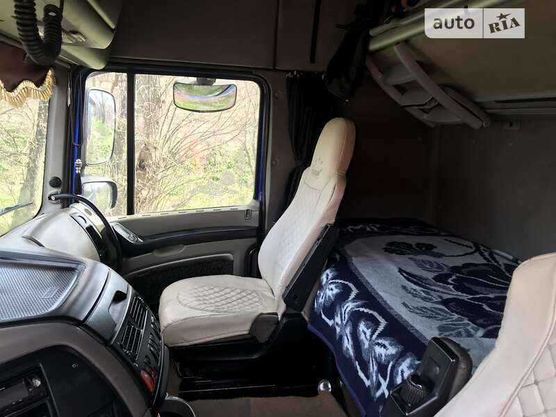 Контейнеровоз DAF XF 105 2009 в Новой Одессе