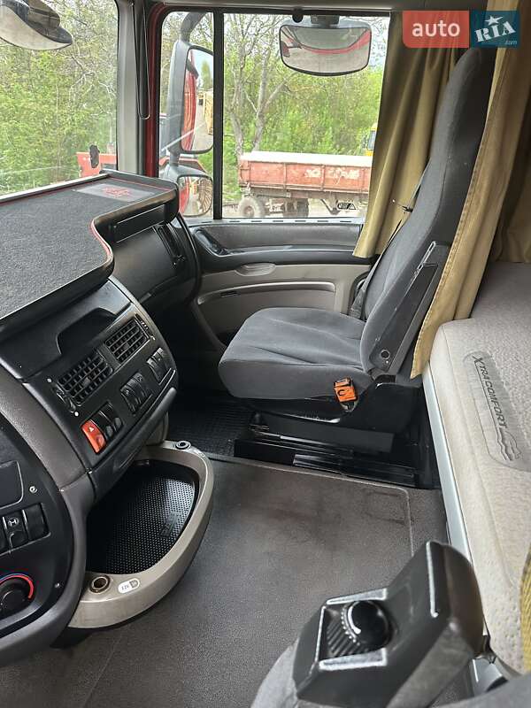 Тягач DAF XF 105 2010 в Ставище