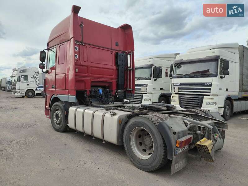 Тягач DAF XF 105 2009 в Шостке