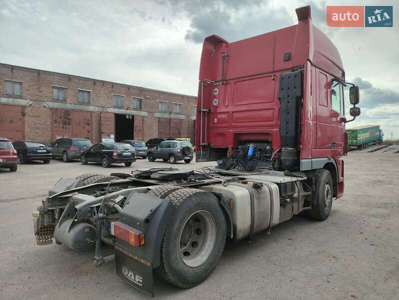Тягач DAF XF 105 2009 в Шостке