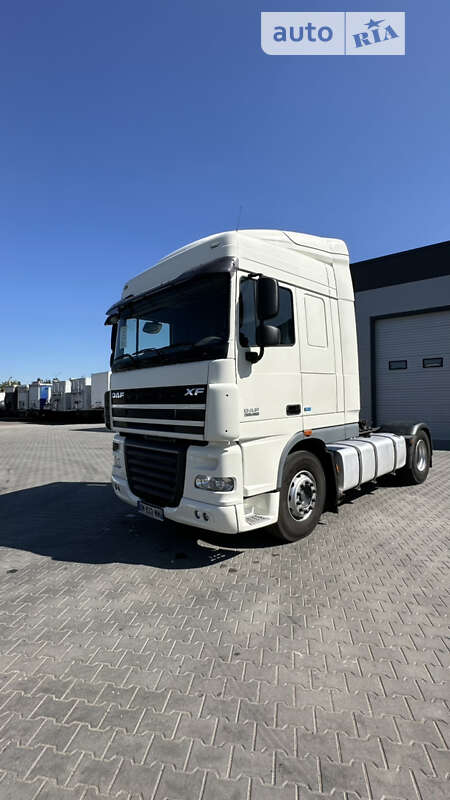 Тягач DAF XF 105 2013 в Виннице