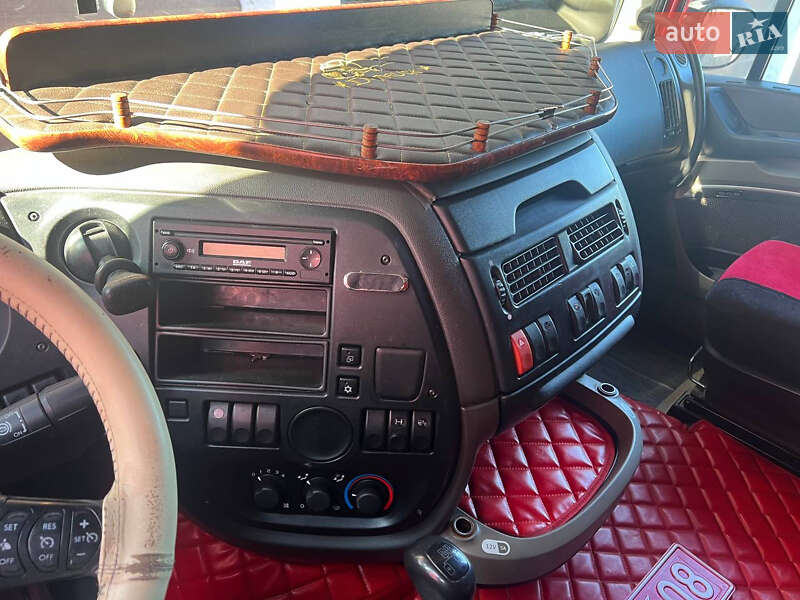 Тягач DAF XF 105 2013 в Любомле