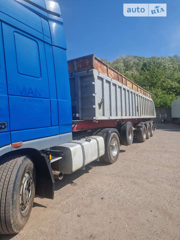 Тягач DAF XF 105 2010 в Нововолынске