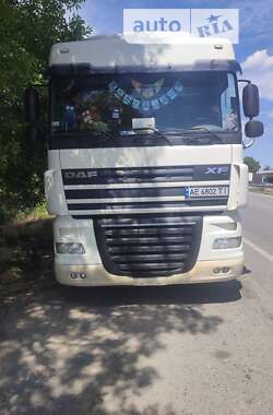 Тягач DAF XF 105 2011 в 