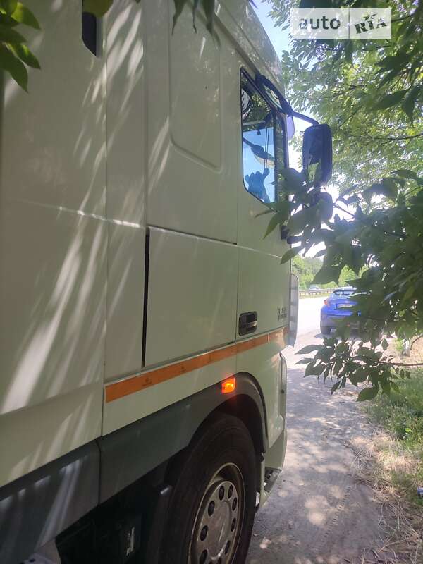 Тягач DAF XF 105 2011 в Днепре