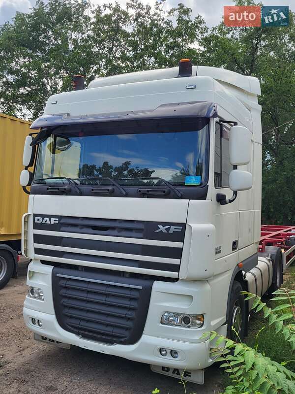 Тягач DAF XF 105 2011 в Одессе