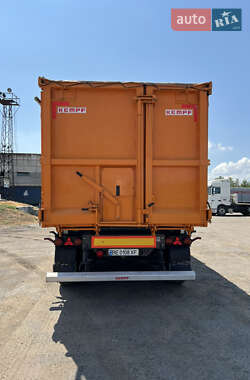 Тягач DAF XF 105 2010 в 