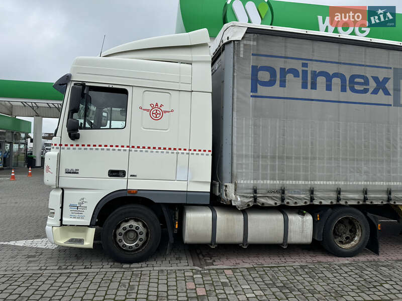 Тягач DAF XF 105 2011 в Луцке