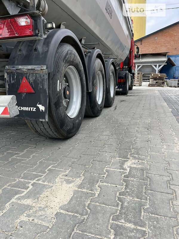 Тягач DAF XF 105 2008 в Чернівцях